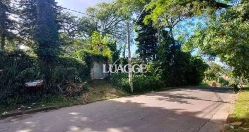 Terreno em Porto Alegre, no bairro Belém Novo, à venda.