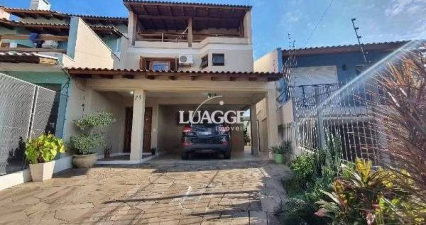 Casa em Porto Alegre, no bairro Espírito Santo, com 3 dormitório(s), e 3 banheiros, à venda.