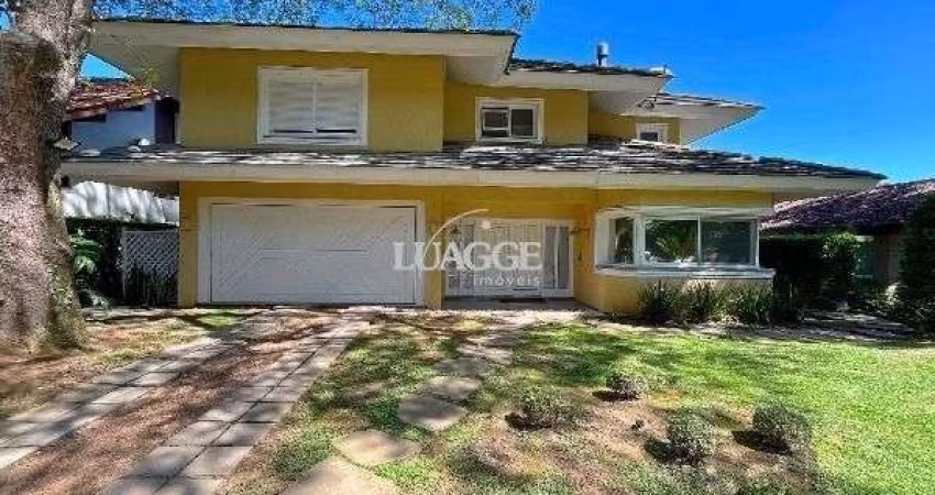 Casa no Jardim do Sol com 4D, sendo 2 suítes e 4 vagas de garagem