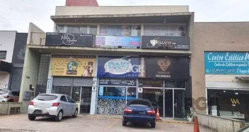 Loja em Porto Alegre, no bairro Hípica, à venda.