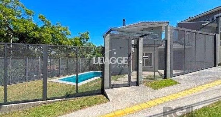 Casa em Porto Alegre, no bairro Jardim Isabel, com 3 dormitório(s), e 3 banheiros, à venda.