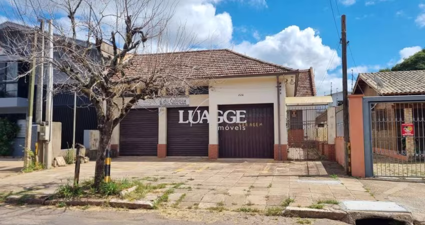 Casa com loja na frente a venda no Bairro Anchieta