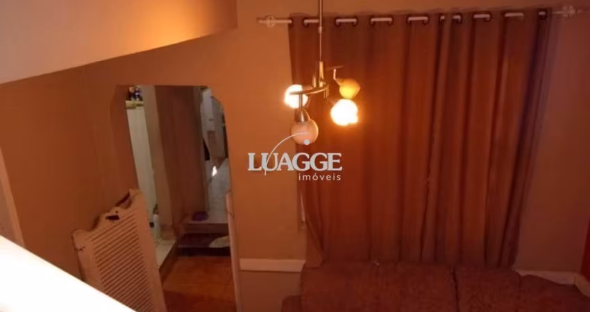 Casa para Venda - 206m², 4 dormitórios, 2 vagas - Navegantes