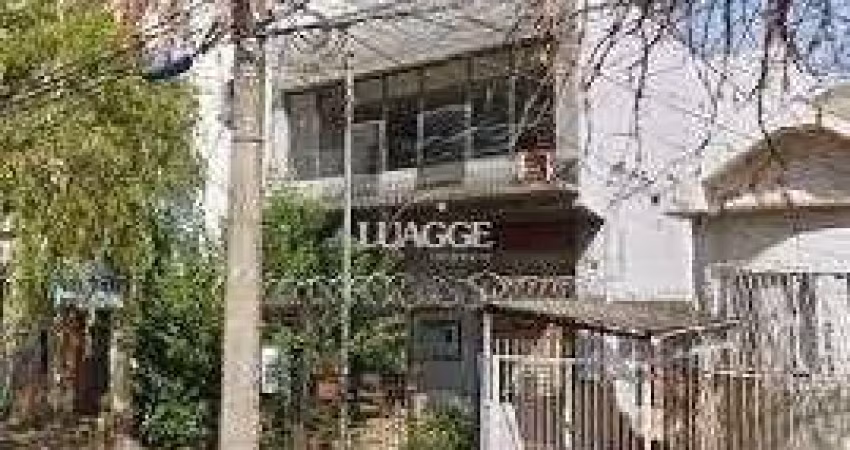 Casa Comercial em Partenon