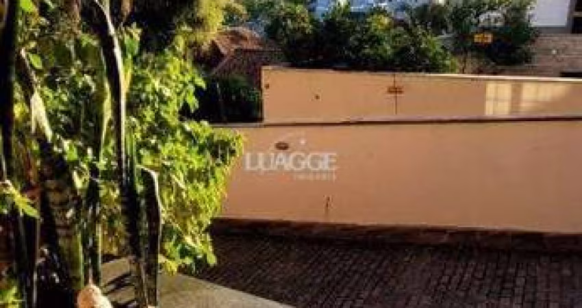 VENDA Casa  em condomínio  com 3 quartos,  suite,   no Bairro Chácara das Pedras,  Porto Alegre RS,  na  rua Monte Alverne.