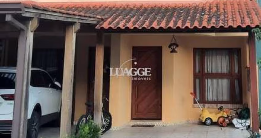 Casa em Condomínio, 131m², 2 dormitórios, 1 vaga no bairro Cavalhada