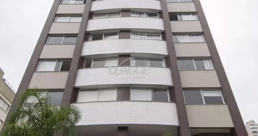 Apartamento de 3 quartos, suíte e 2 vagas de garagem Petrópolis em Porto Alegre.