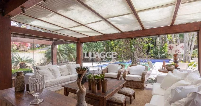 Casa para Venda - 800m², 3 dormitórios, sendo 3 suites, 4 vagas - Vila Assunção
