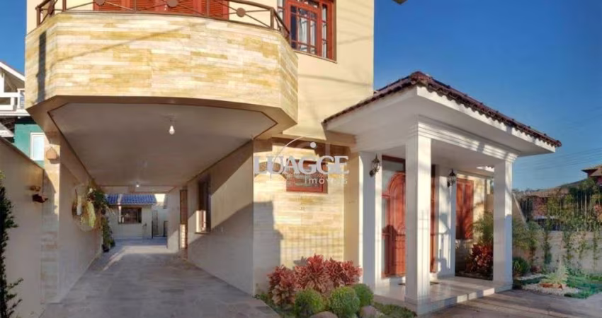 Casa para Venda - 293.76m², 3 dormitórios, sendo 1 suites, 6 vagas - Guarujá