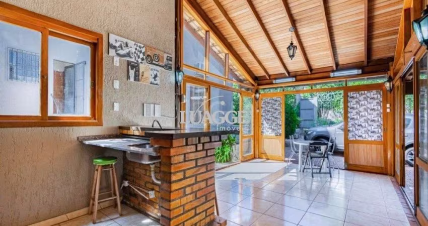 Casa para Venda - 255m², 3 dormitórios, sendo 1 suites, 3 vagas - Ipanema
