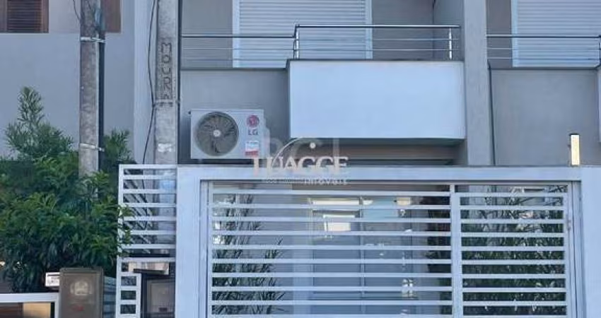 Sobrado para Venda - 132.69m², 2 dormitórios, sendo 1 suites, 1 vaga - Hípica