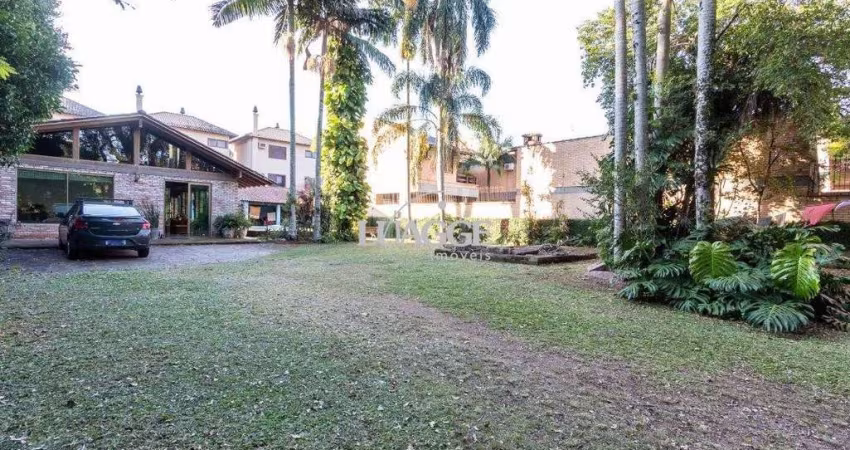 Casa para Locação/Aluguel - 292.21m², 4 dormitórios, sendo 2 suites, 3 vagas - Tristeza