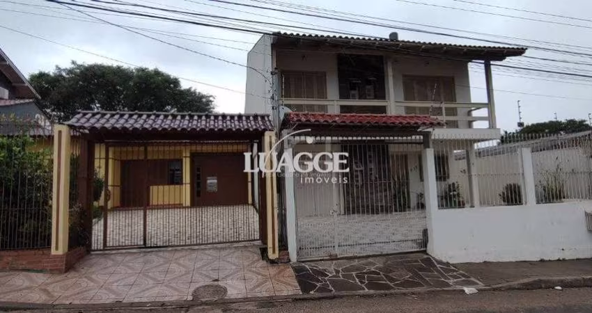 Casa para Venda - 180m², 4 dormitórios, sendo 1 suites, 3 vagas - Campo Novo