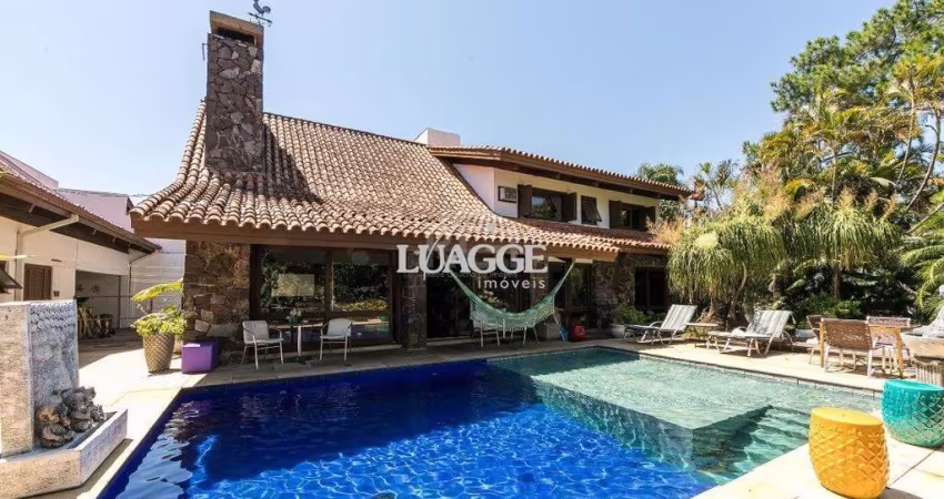 Casa para Venda - 370m², 5 dormitórios, sendo 2 suites, 7 vagas - Vila Assunção