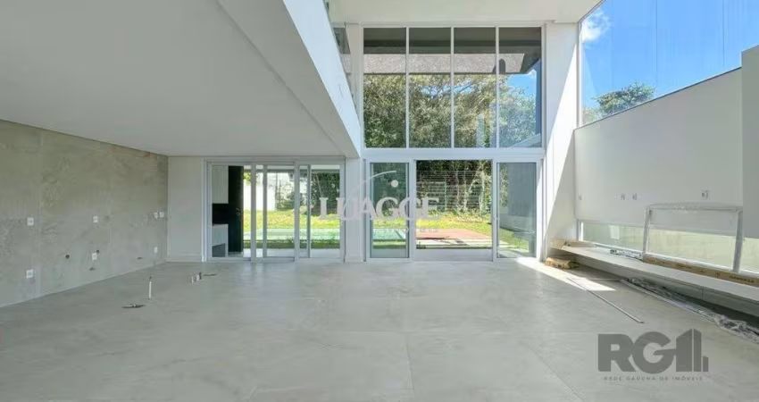 Casa Condominio para Venda - 300m², 4 dormitórios, sendo 4 suites, 2 vagas - Alphaville