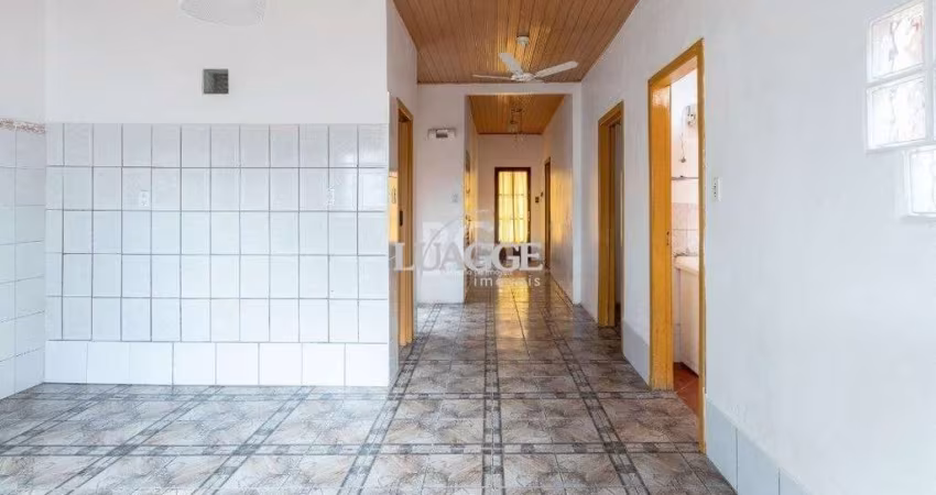Casa para Venda - 50m², 2 dormitórios, 1 vaga - Cavalhada