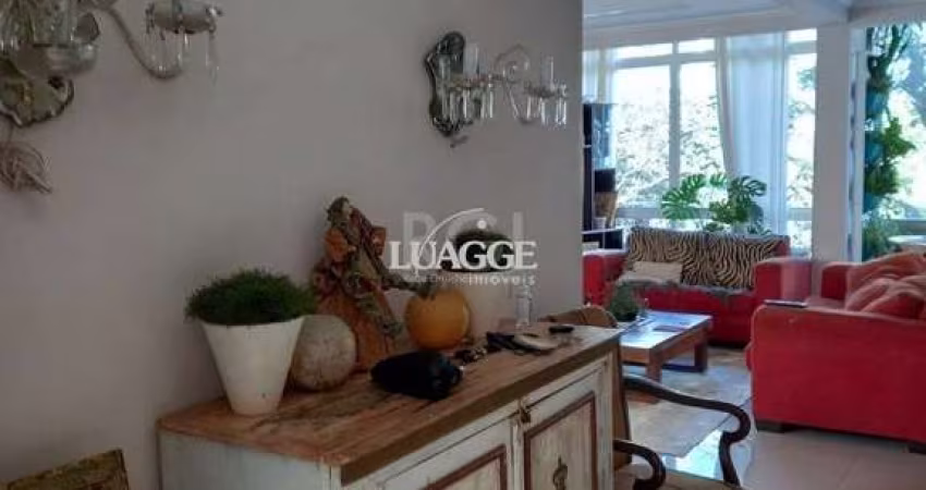 Apartamento para Venda - 150m², 3 dormitórios, 1 vaga - Bom Fim