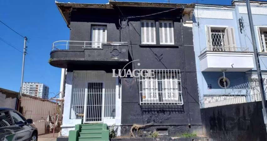 Casa para Venda - 200m², 5 dormitórios, 2 vagas - Azenha