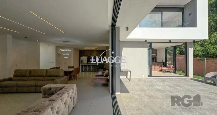 Casa Condominio para Venda - 340m², 4 dormitórios, sendo 4 suites, 4 vagas - Alphaville