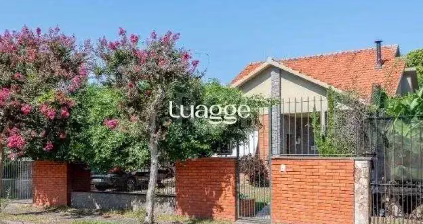 Casa com 3 quartos à venda na Rua Paraguá, 92, Vila Assunção, Porto Alegre