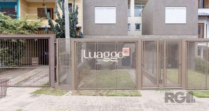 Casa com 3 quartos à venda na Rua Claudio da Silva Pinto, 405, Espírito Santo, Porto Alegre