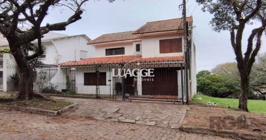 casa, 6 quartos, 1 suíte, 3 vagas, 352,38m2 privativos, bairro Santa Tereza
