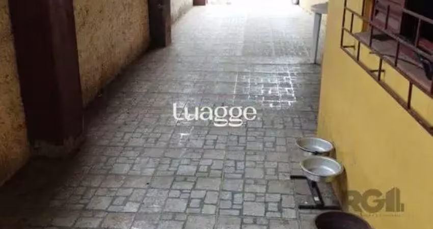 Casa com 2 quartos à venda na Rua Coronel Timóteo, 255, Camaquã, Porto Alegre