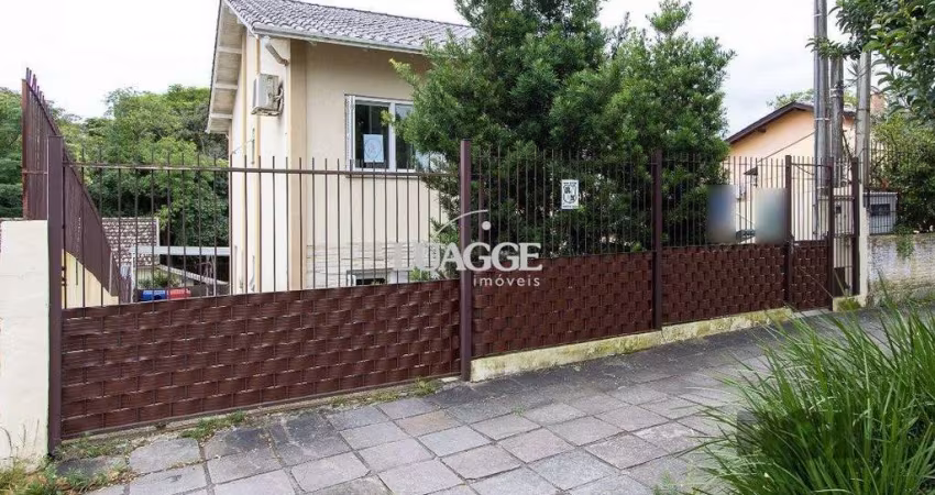 Casa para Venda - 132.55m², 3 dormitórios, sendo 1 suite, 5 vagas - Teresópolis