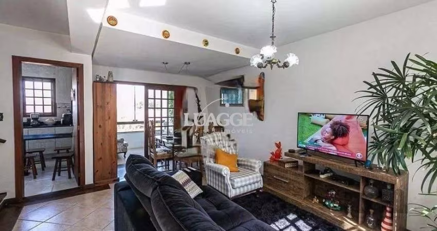 Casa com 161m² e 3 dormitórios com suíte, piscina no bairro Espírito Santo em PORTO ALEGRE