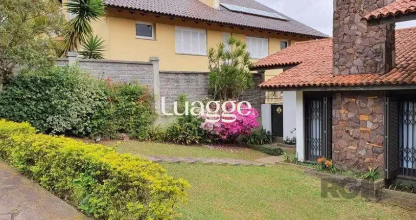 Casa com 3 quartos à venda na Rua Comendador José Júlio de Mello, 166, Teresópolis, Porto Alegre