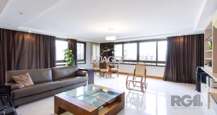 Apartamento na tristeza com três suítes e três vagas