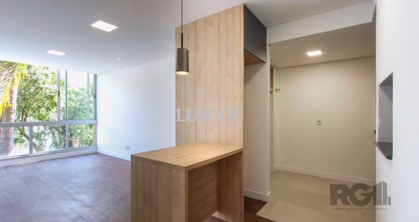 Apartamento em Porto Alegre no Bairro Petrópolis, de 2 quartos, GARDEN , semi mobiliado