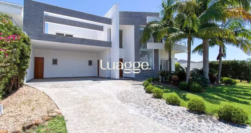 Casa no condomínio terra ville , com aproximadamente 450m quadrados.