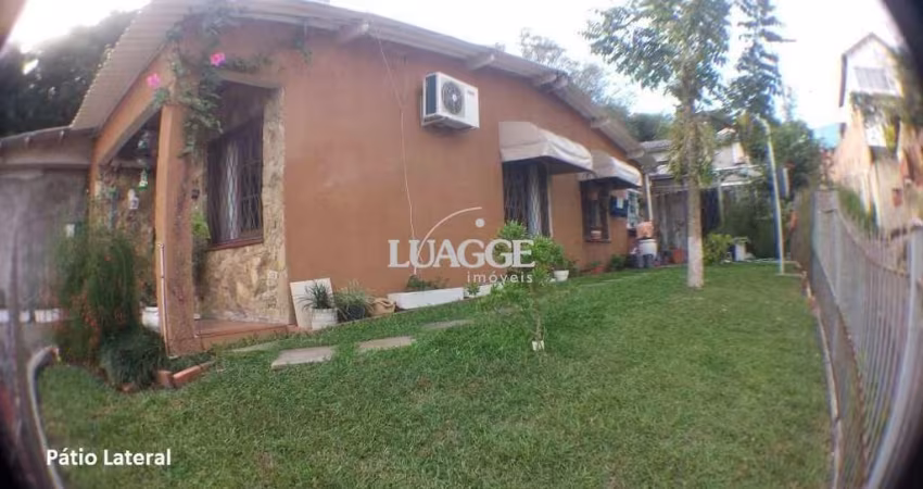 Ótima casa 3 dormitórios sendo 1 suíte e Salão de Festas