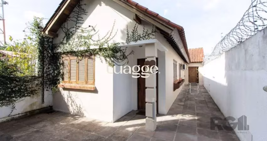 Casa com 2 quartos à venda na Rua Porto Calvo, 240, Ipanema, Porto Alegre