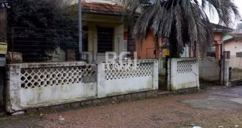 Terreno para Venda com 931m² no Menino Deus