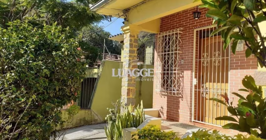 Casa para Venda - 360m², 3 dormitórios, sendo 1 suites, 4 vagas - Santana