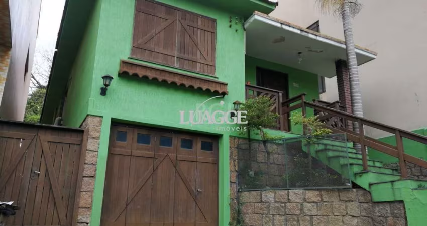 Casa para Venda - 170m², 3 dormitórios, 3 vagas - Nonoai, Porto Alegre