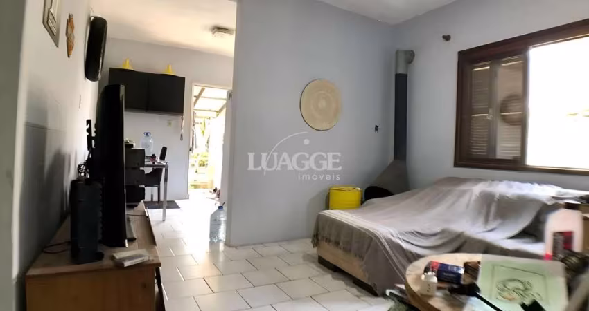 Casa com 2 dormitórios e 150m², no Bairro Jardim Sabará