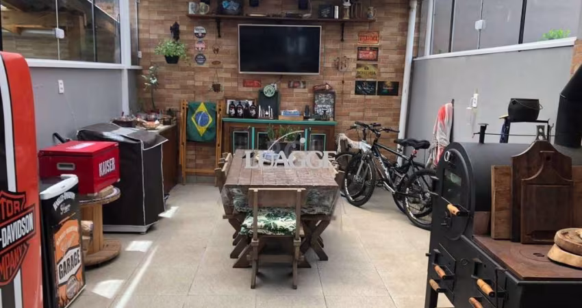 Casa com 3 dormitórios 2 suítes, área gourmet, vaga de estacionamento,  Guarujá,  Porto Alegre RS