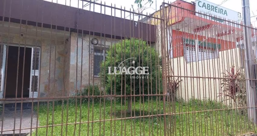 Casa  com 03 dormitórios e 01 suíte no Bairro Partenon Porto Alegre/RS