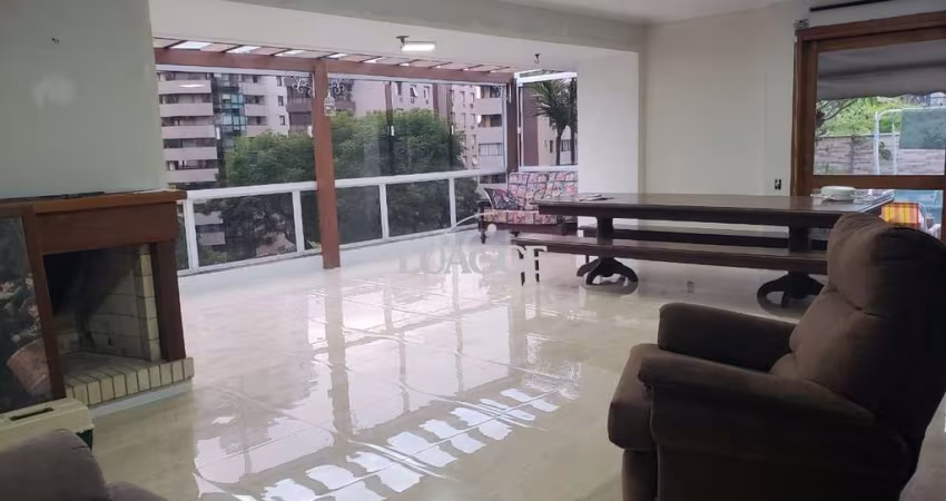 Cobertura para Venda - 296m², 3 dormitórios, sendo 1 suites, 3 vagas - Petrópolis