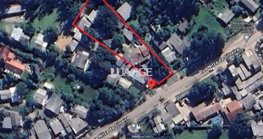 Terreno no bairro Hípica  com 3.780m² com 3 casas