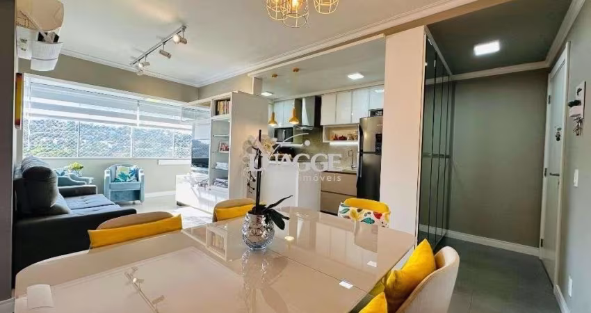 Apartamento em Jardim Carvalho