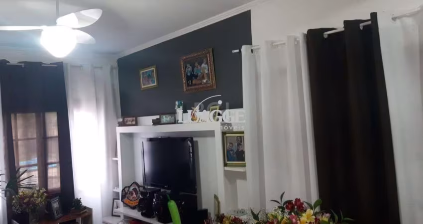 Casa em condomínio com 168,03m² com 3 dormitórios, 1 suíte, vagas de garagem, no bairro Serraria