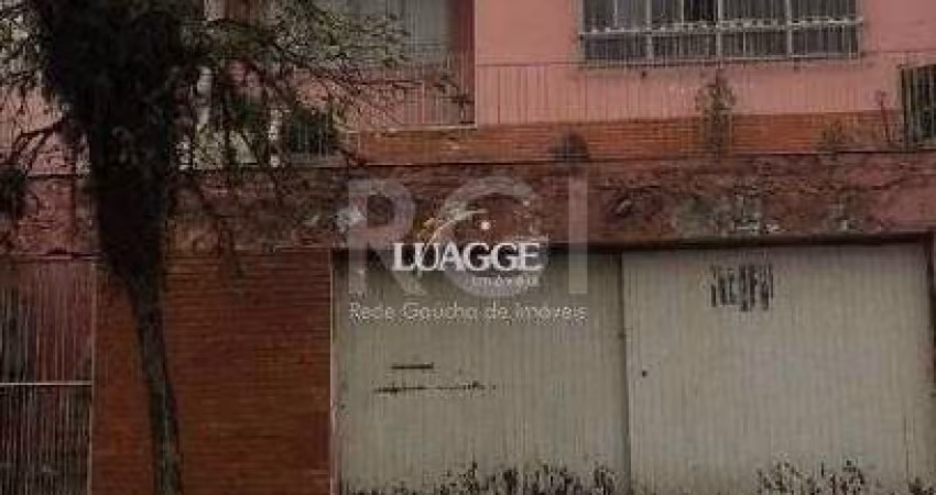 Casa para Venda - 170m², 3 dormitórios, sendo 1 suites, 3 vagas - Partenon