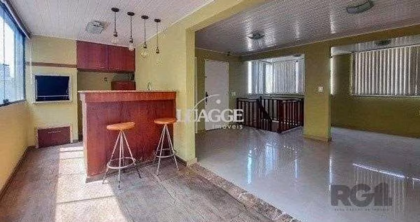 Vende-se ampla cobertura 2 quartos com suíte e vaga coberta e escriturada - 134m² -  Rio Branco
