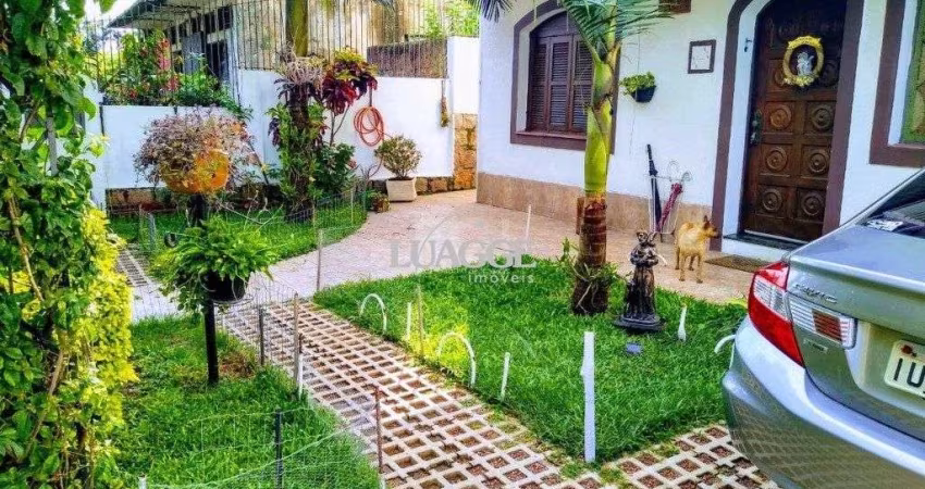 Casa para Venda - 240m², 3 dormitórios, 3 vagas - Teresópolis