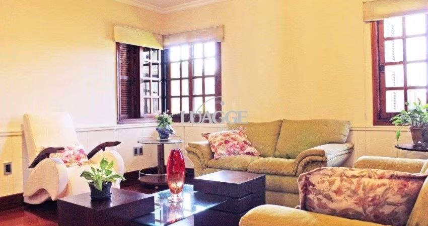 Casa para Venda - 300m², 4 dormitórios, sendo 1 suites, 4 vagas - Coronel Aparício Borges