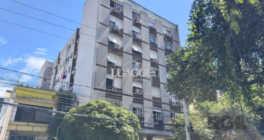 APARTAMENTO 3 DORMITÓRIOS COM SUÍTE E VAGA DE GARAGEM NO MIOLO DO CENTRO HISTÓRICO